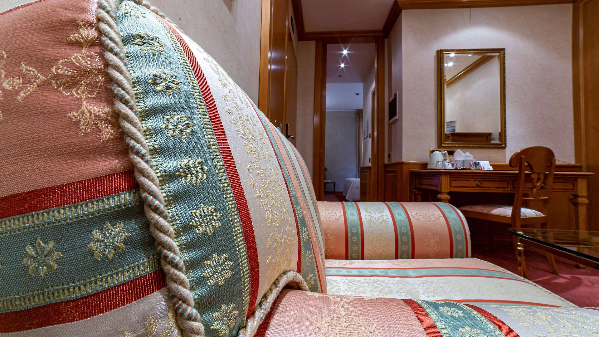 ****  Hotel Cappello D'Oro, BW Signature Collection Bergamo İtalya