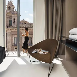 https://meo-design-suites-spa.sicilyhotelsitaly.net